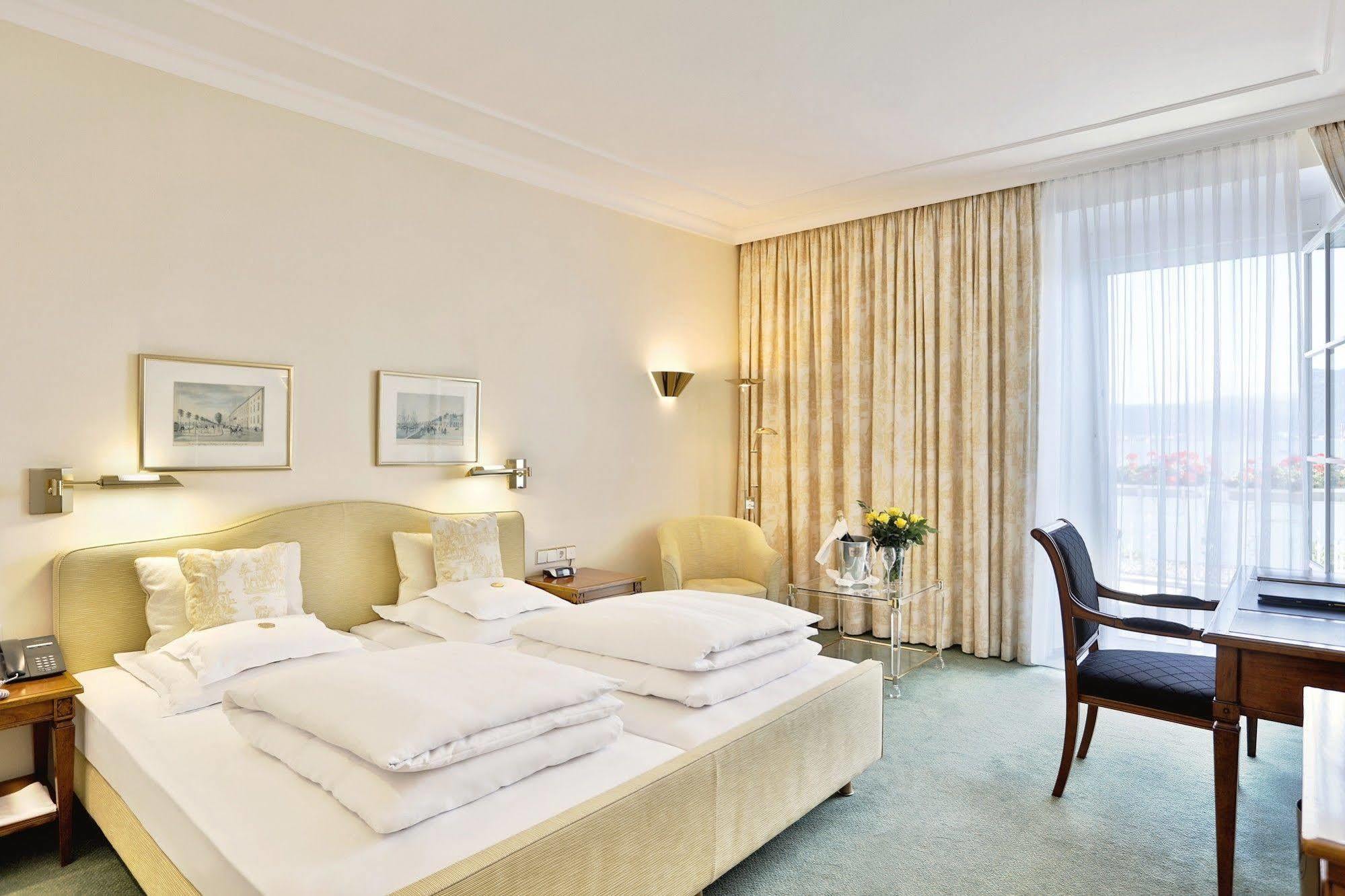 Hotel Bayerischer Hof 린다우 외부 사진