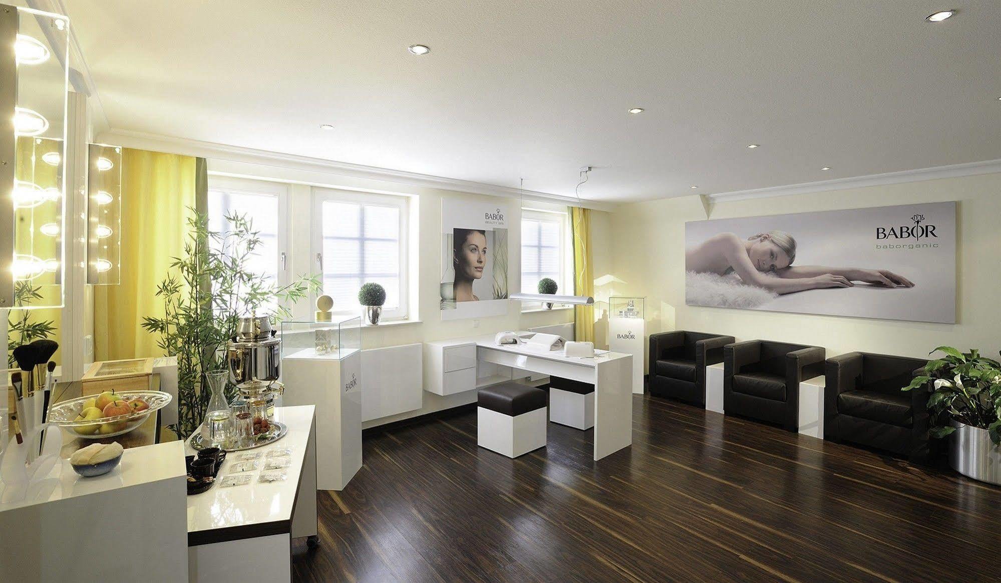 Hotel Bayerischer Hof 린다우 외부 사진 A medical spa in Germany